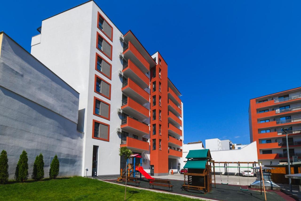Panoramic Apartment With Terrace Cluj-Napoca Exterior foto